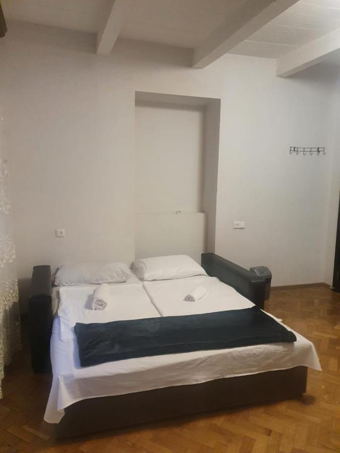 Guest House Zemeli Tbilisi Exterior foto